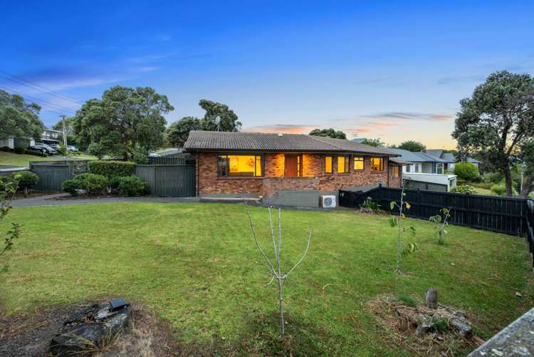 37 Parkhill Road Mellons Bay_24