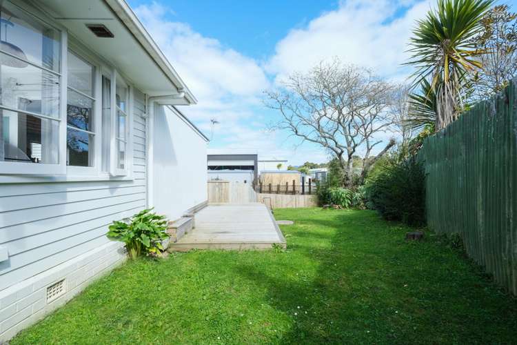 72 Smythe Road Henderson_7