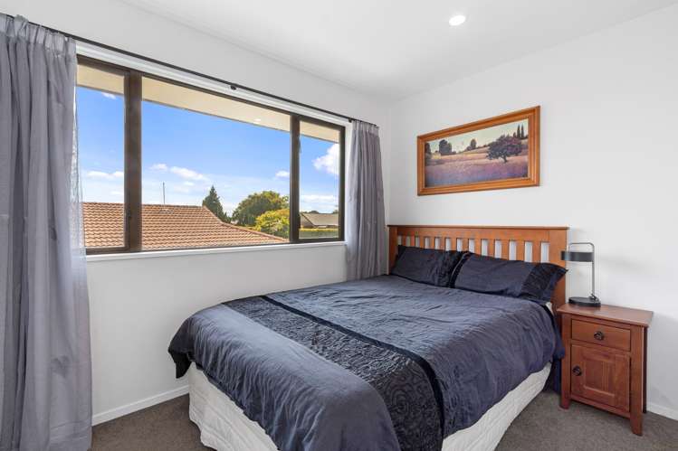 27 Takaro Avenue Sockburn_11