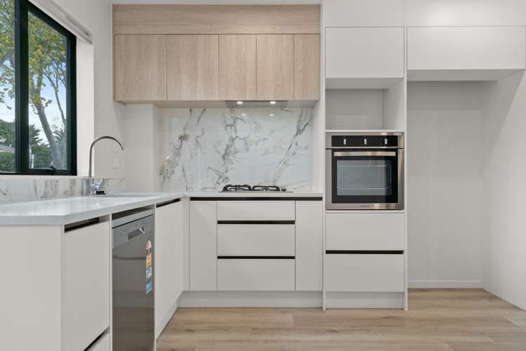 13C Edinburgh Avenue_2