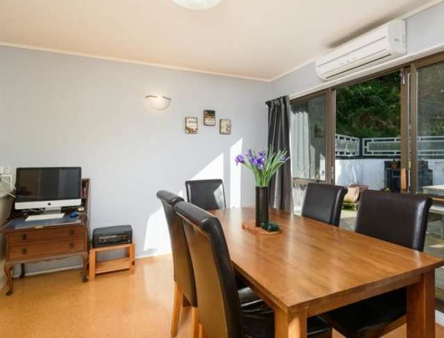 98 Allington Road Karori_4