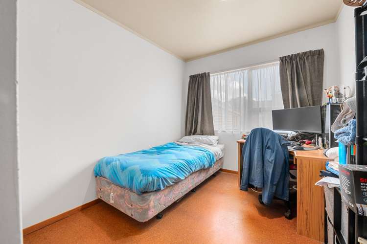 246 Clyde Street Hamilton East_10