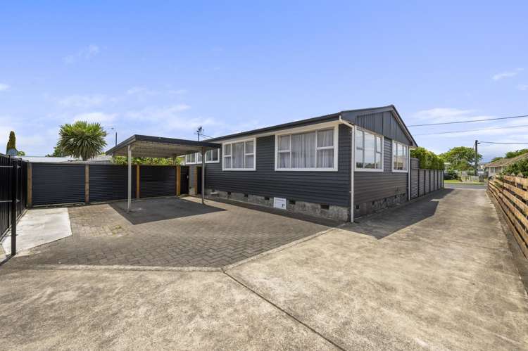 129 Riverbend Road Onekawa_14