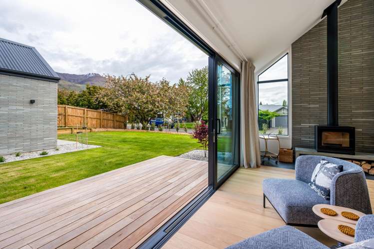 22 Hyland Street Wanaka_11