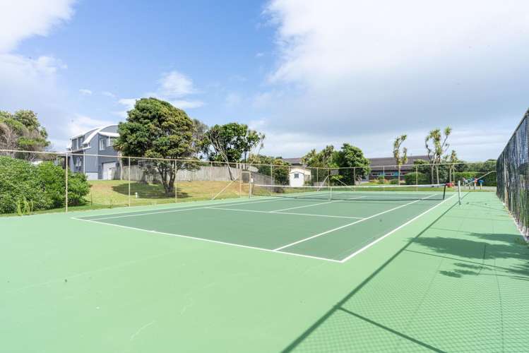 18 Marram Way Peka Peka_19