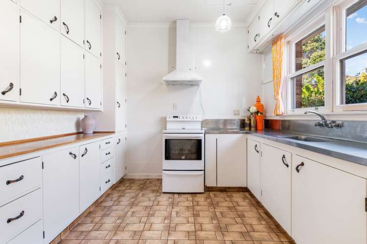 69 Willerton Avenue New Lynn_5