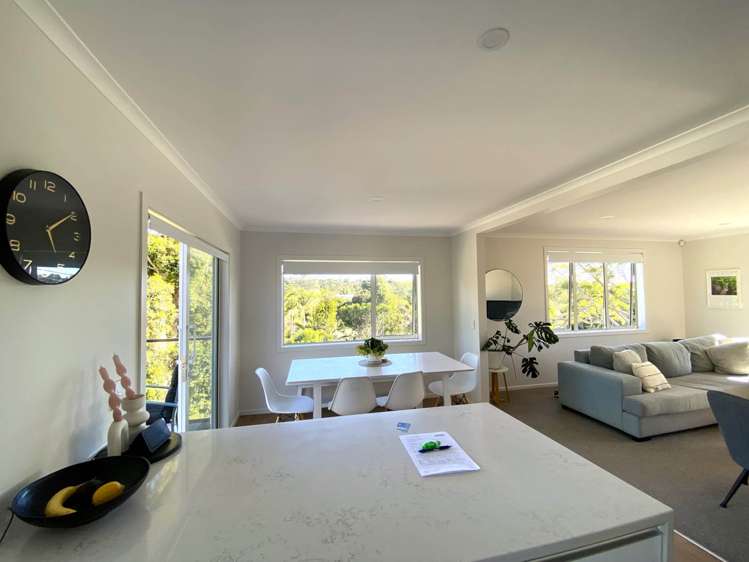 2/23 Peach Road Glenfield_11