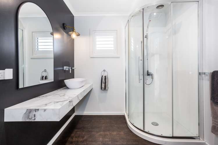 88 Queen Charlotte Drive Aotea_25