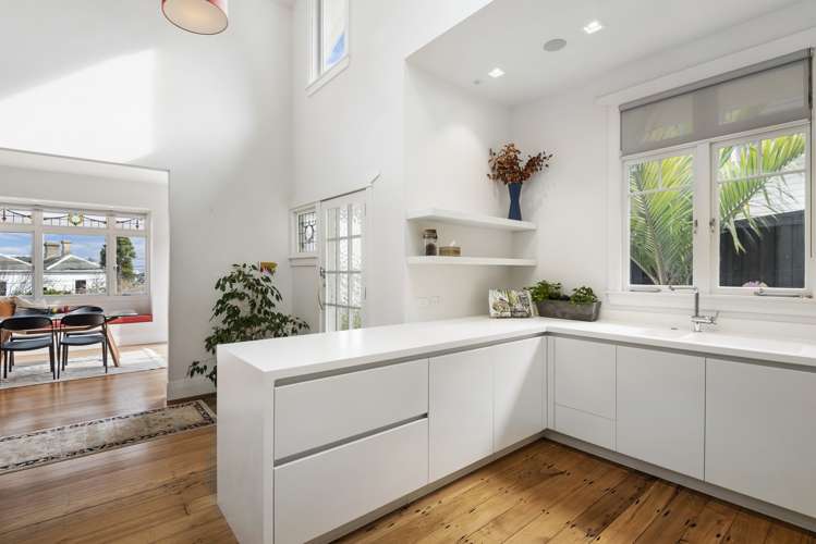 21 Jubilee Avenue Devonport_11