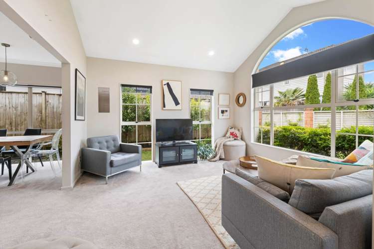 25 Stamford Crescent Flat Bush_7