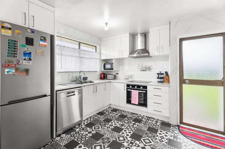 14 Dissmeyer Drive Clover Park_4