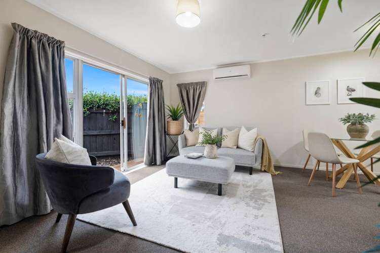 Unit 2/34 Ballater Place Highland Park_9