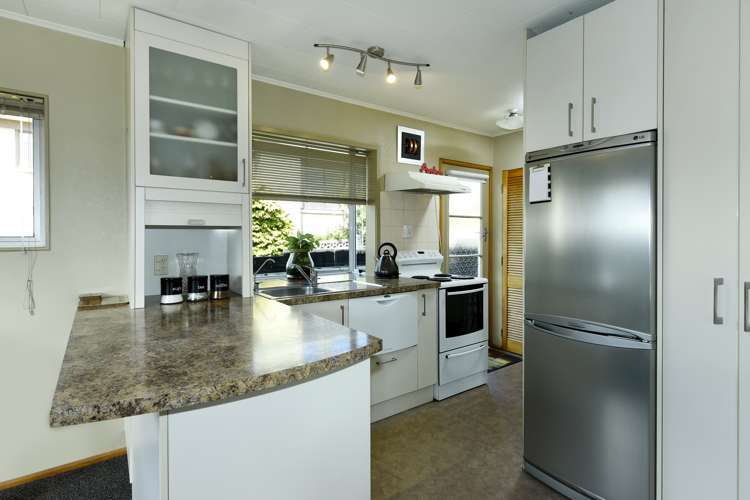 5 Jellicoe Avenue Stoke_3