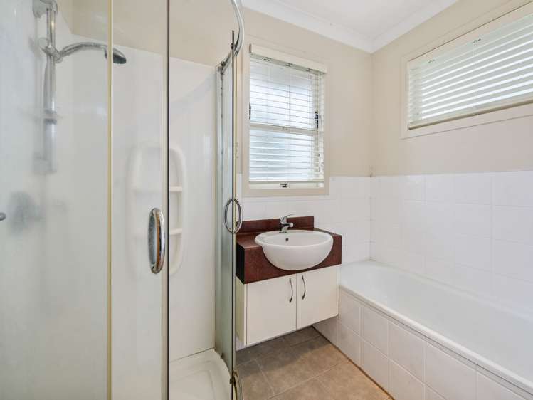 49a James Street Glenholme_11