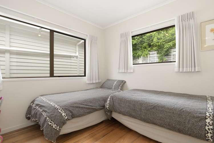 25 Matua Road Matua_11