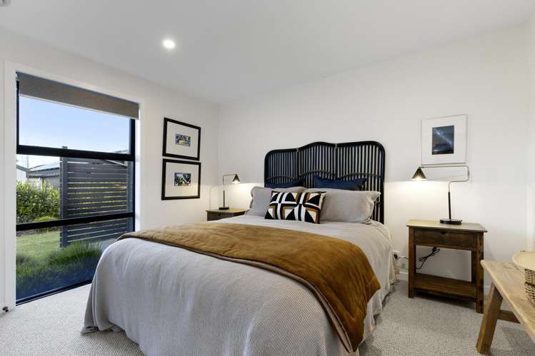 6 Sienna Way Rangatira Park_16