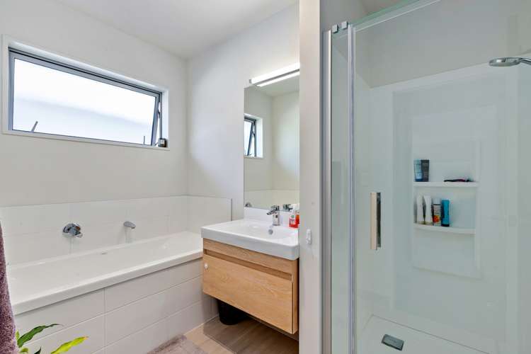 19 Fairwater Road Warkworth_5