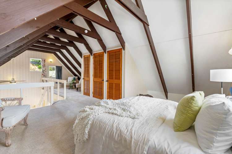 43a Beach Road Stanmore Bay_11