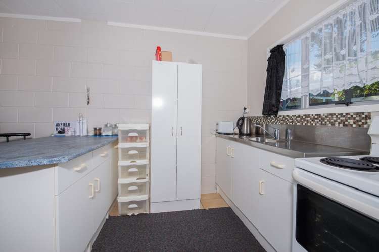 56a Tirimoana Road Te Atatu South_8