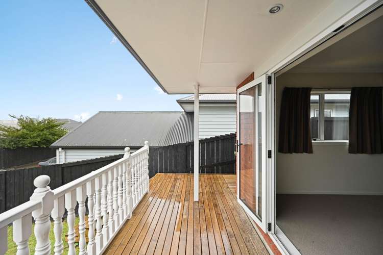 74 Queens Avenue 1067_2