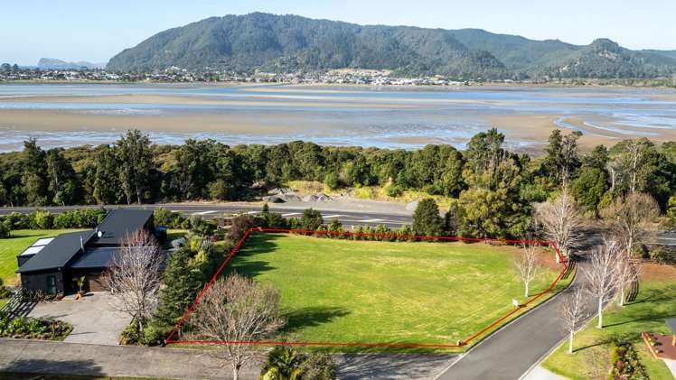 2 Aldermen Lane Tairua_2