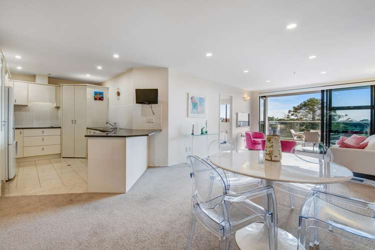 5B/175 Hurstmere Road Takapuna_7