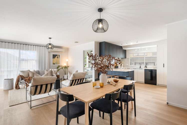 30A Vodanovich Road Te Atatu South_8