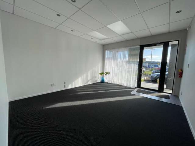 325 Main Road Kumeu_4