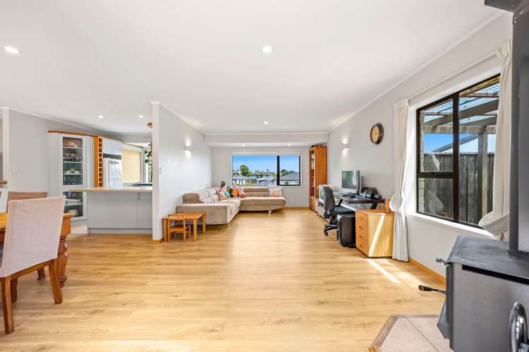 18 Janome Place_4