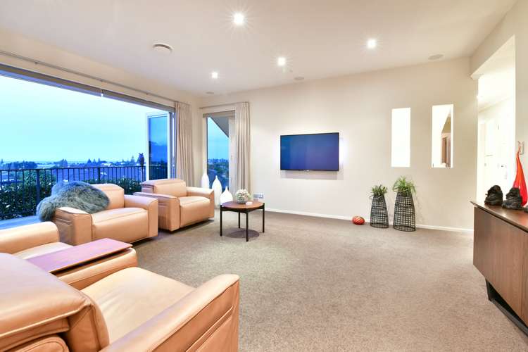 65 Chesterfield Way Orewa_10