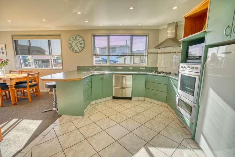 34 Ogilvie Road Gladstone_6