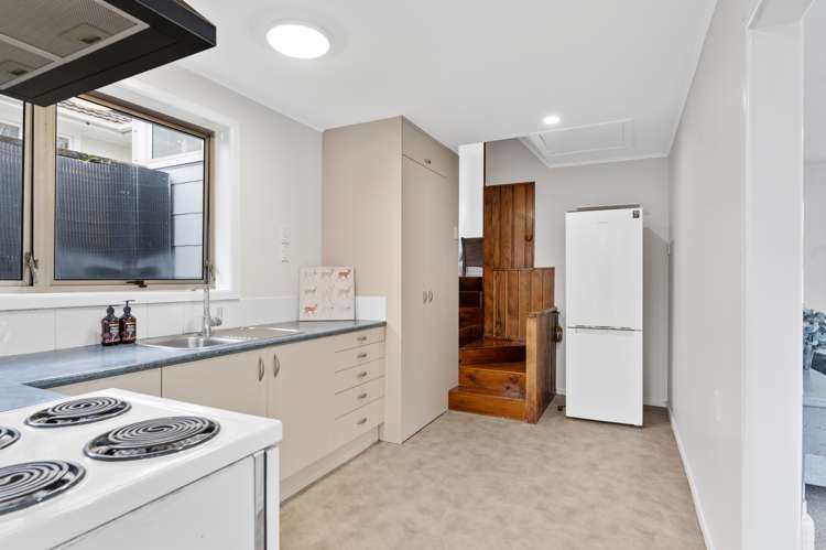 365 Cobham Drive Hillcrest_5