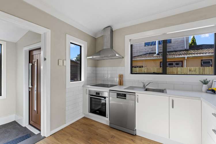 74 Radley Street Woolston_11