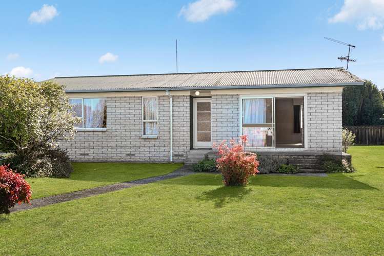 6 Dickens Place Leamington_27