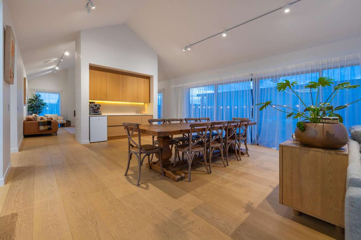 24 Phoenix Palms Grove_4
