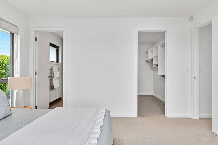 62 Alan Livingston Drive Cambridge_13