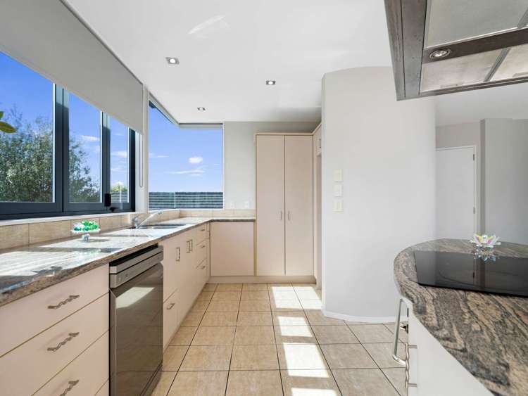 4 Hulme Place Owhata_6