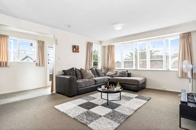 11 Surrey Grove Parkvale_2