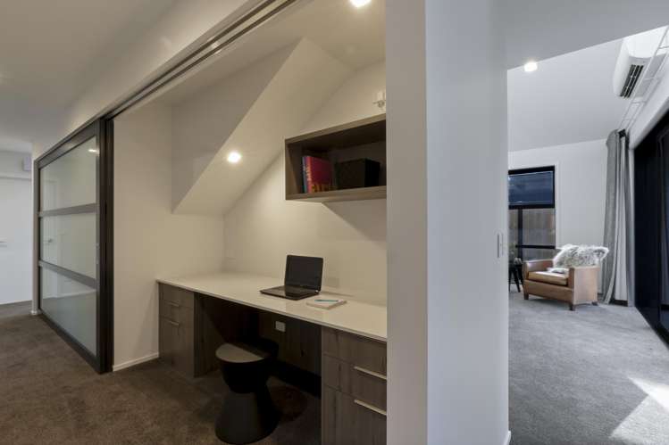 31 Magnum Drive Cromwell_18