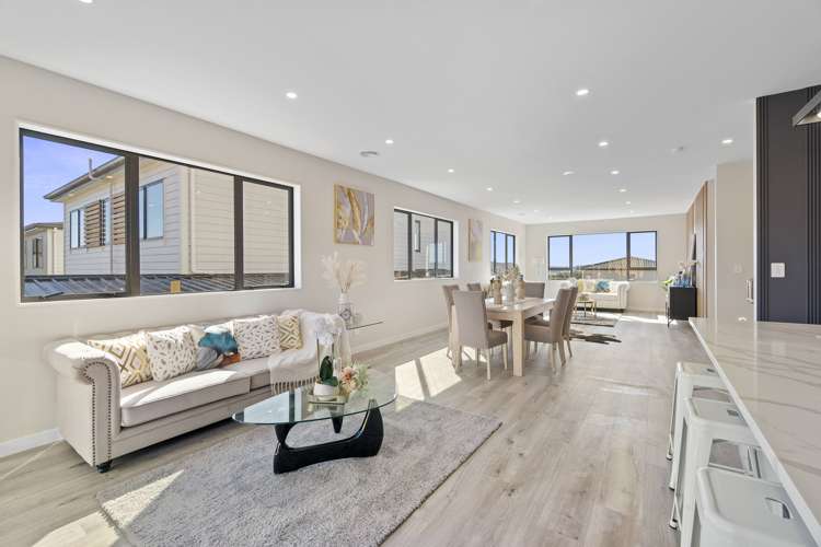 14 Glann Lane Flat Bush_11