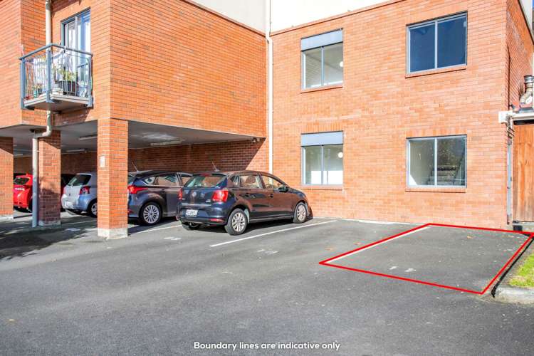 6D/17 Crown Lynn Place New Lynn_9