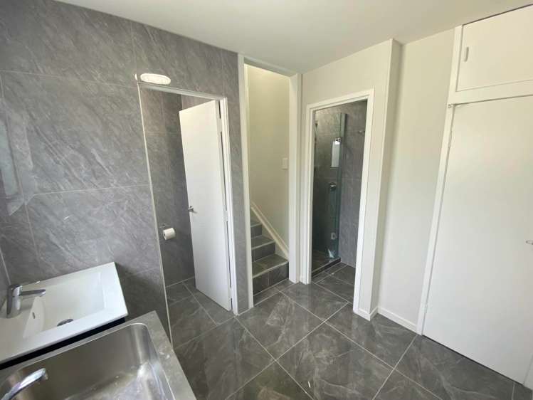 41a Charntay Avenue Clover Park_7