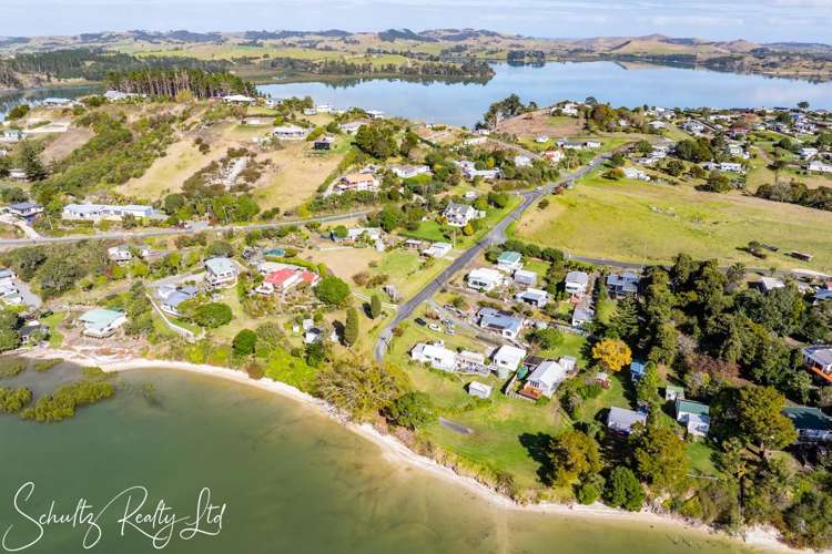 15 Fisher Street Paparoa_44