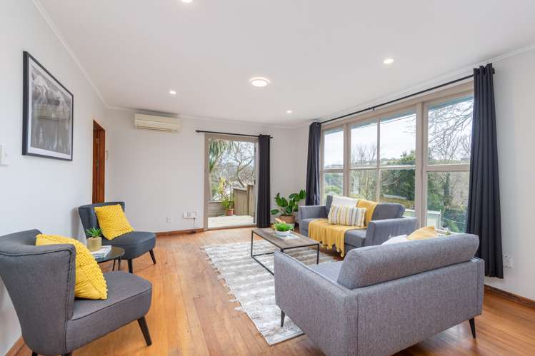 22 Hereford Street Cannons Creek_4