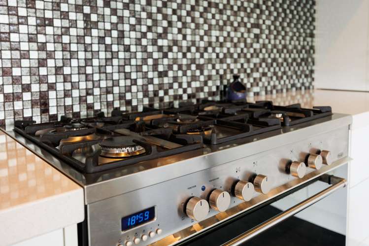 59 Liberty Grove Kelvin Grove_9