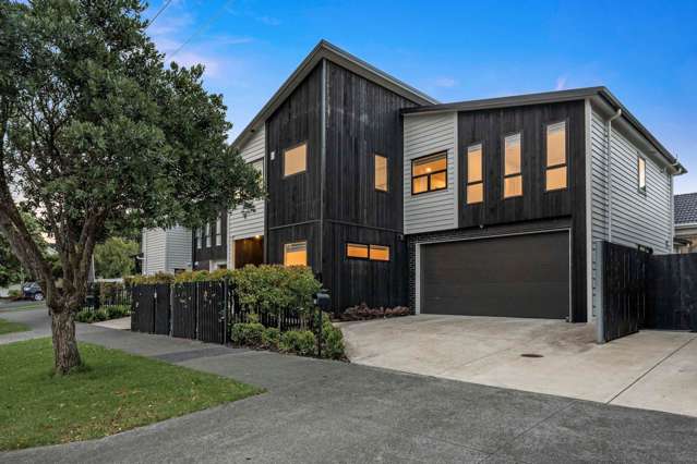 Luxury Bays Retreat!