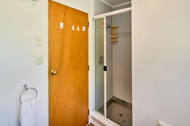 84 Cunliffe Street Churton Park_18