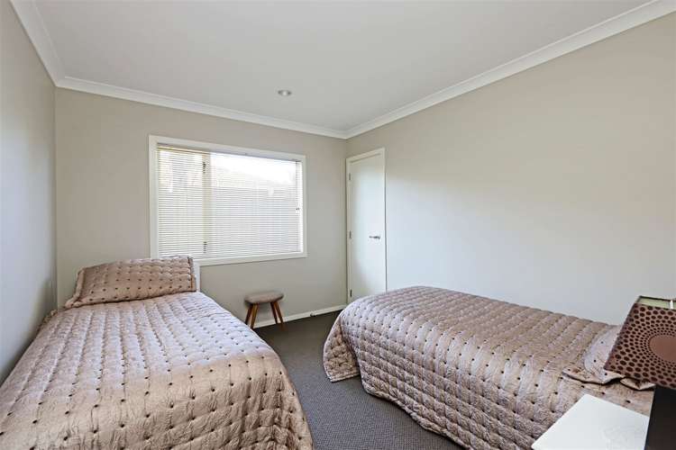 18 Lowry Place Frimley_10