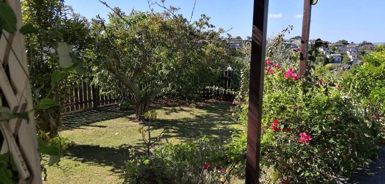 2/401 East Coast Road Mairangi Bay_24