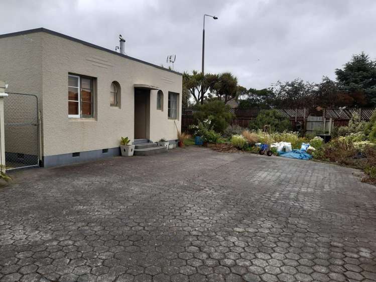 726 Ferry Road Woolston_1